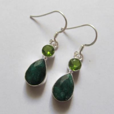 Boucles d'oreilles émeraude olivine