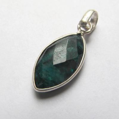 Pendentif émeraude