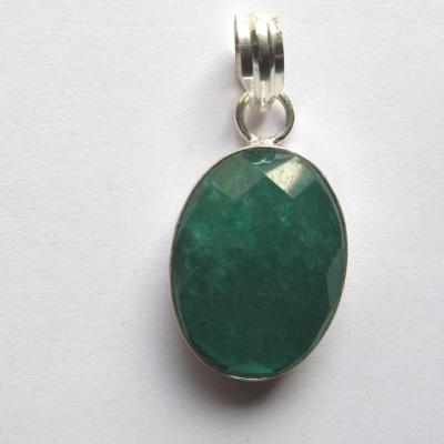 Pendentif émeraude