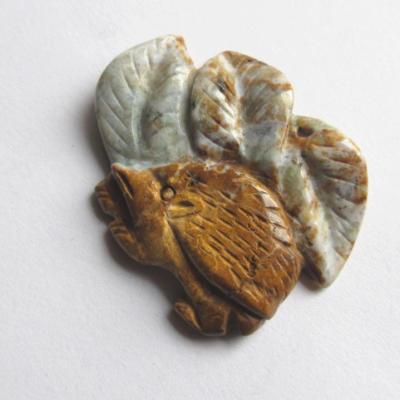 Pendentif hérisson agate