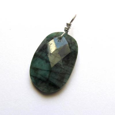 Pendentif émeraude