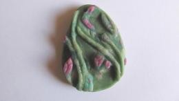 Pendentif fleur rubis fuchsite