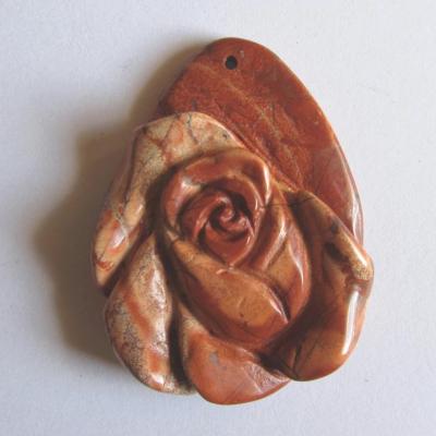 Pendentif fleur jaspe rouge