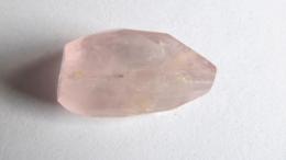 Kunzite taillé