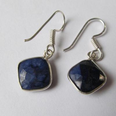 Boucles d'oreilles saphir