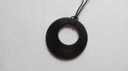 Shungite pendentif rond