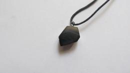 Shungite pendentif facetté