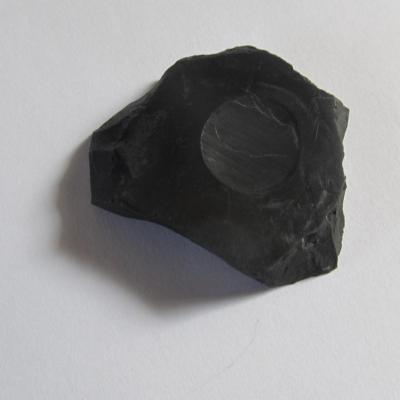 Shungite stands pour sphères