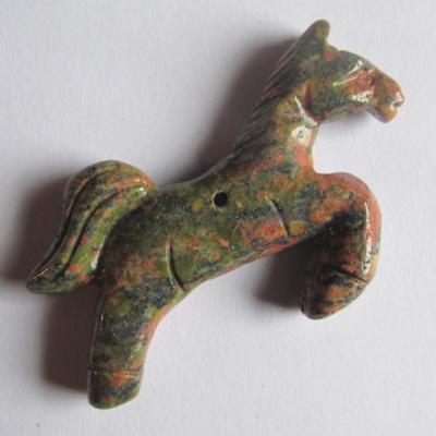 Pendentif cheval unakite