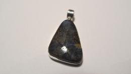 Pendentif boulder opale