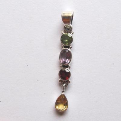 Pendentif olivine, améthyste, citrine, grenat